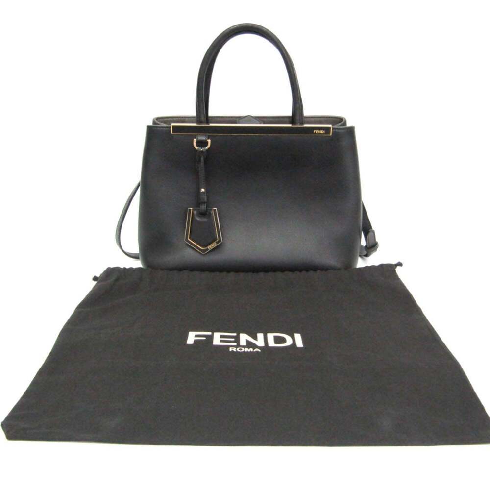 FENDI Black Leather Shoulder Bag - Picture 2 of 16